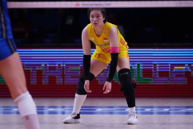 ANKARA, TURKIYE - 14 Temmuz 2022: Wang Weiyi İtalya 'da VNL çeyrek final maçı Ankara Arena' da