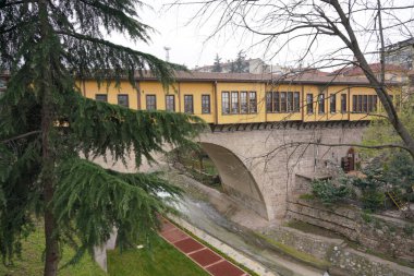 Bursa, Türkiye 'de Gökdere üzerindeki Irgandi Köprüsü