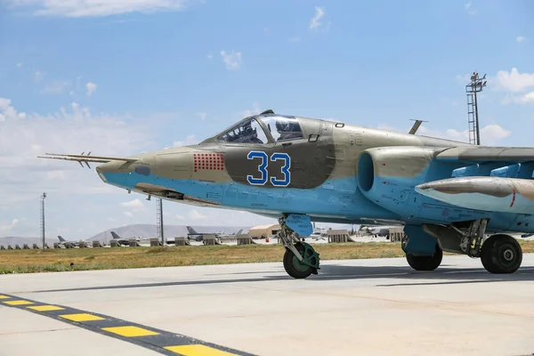 Konya Turkiye June 2022 Azerbaijani Air Force Sukhoi Frogfoot Taxiing — стокове фото