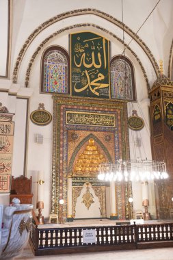 BURSA, TURKIYE - Nisan 09, 2023: Bursa Ulu Camii, Bursa City. Cami, mimar Ali Neccar tarafından 1396-1399 yıllarında tasarlanıp inşa edilmiştir.