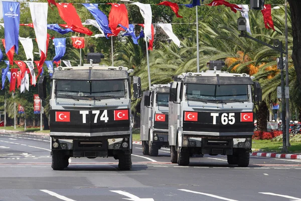 Istanbul Turkiye August 2022 Politie Voertuig Parade Tijdens 100Ste Verjaardag — Stockfoto