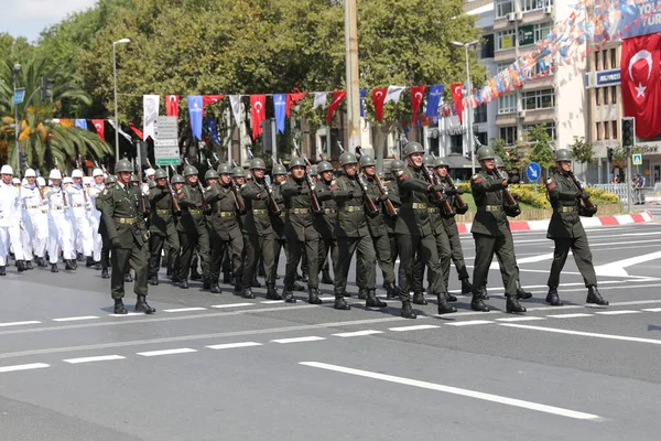 Istanbul Turkiye August 2022 Soldiers March 100Th Anniversary August Turkish — Stock Photo, Image