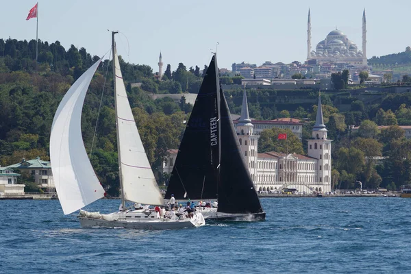 Istanbul Turkiye September 2022 Sailboats Competing Bosphorus Cup — Fotografia de Stock