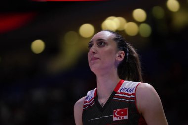 ANKARA, TURKIYE - 14 Temmuz 2022: Aykac Ayca, Ankara Arena 'da oynanan Türkiye-Tayland VNL çeyrek final maçında ısınıyor