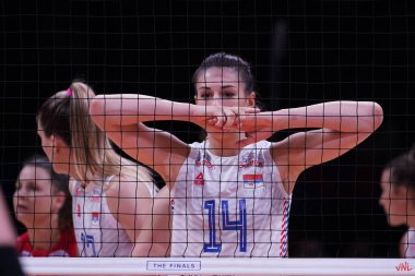 ANKARA, TURKIYE - 13 Temmuz 2022: ABD 'de Aleksiç Maja Sırbistan' a karşı Ankara Arena 'da oynanan VNL çeyrek final maçı