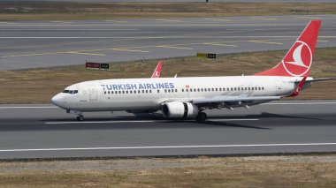 ISTANBUL, TURKIYE - AUGUST 06, 2022: Turkish Airlines Boeing 737-8F2 (40980) landing to Istanbul International Airport