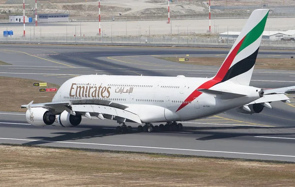 Istanbul Turkiye August 2022 Emirates Airlines Airbus 380 861 168 — стокове фото
