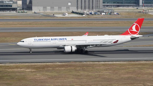 Istanbul Turkiye August 2022 Turkish Airlines Airbus 330 303 1704 — Photo