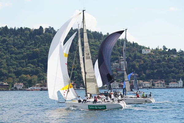 stock image ISTANBUL, TURKIYE - SEPTEMBER 24, 2022: Sailboats competing in Bosphorus Cup