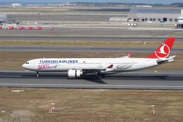 Istanbul Turkiye August 2022 Turkish Airlines Airbus A330 303 1696 — 스톡 사진