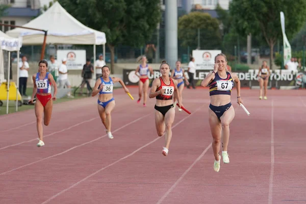 Denizli Turquía Julio 2022 Atletas Corriendo Relevos 4X100 Metros Durante —  Fotos de Stock