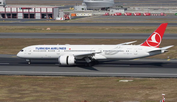 Istanbul Turkiye August 2022 Turkish Airlines Boeing 787 65801 Landing — Photo
