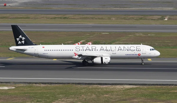 Istanbul Turkiye Eylül 2022 Türk Havayolları Airbus A321 231 4761 — Stok fotoğraf