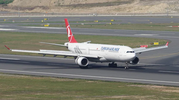 Istanbul Turquía Septiembre 2022 Turkish Airlines Airbus A330 303 1529 — Foto de Stock