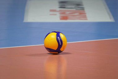 İSTANBUL, TÜRKİYE - 14 Ocak 2023: Türkiye Sultanlar Ligi karşılaşmasında Mikasa V200W topu