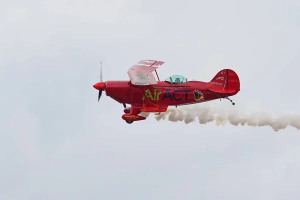 stock image ISTANBUL, TURKIYE - OCTOBER 08, 2022: Private Pitts S-2B Special (5322) display in Istanbul Airshow in Istanbul Ataturk Airport