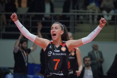 ISTANBUL, TURKIYE - 21 Ocak 2023: Türk Hava Yollari 'de Hande Baladin, Burhan Felek Spor Salonu' nda Eczacibasi Dynavit Türk Sultanlar Ligi karşılaşmasına karşı