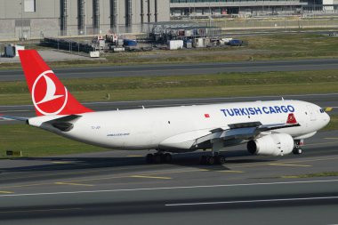 ISTANBUL, TURKIYE - OCTOBER 01, 2022: Turkish Airlines Cargo Airbus A330-243F (1722) landing to Istanbul International Airport