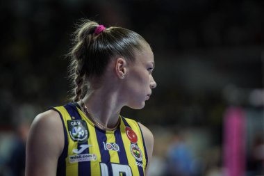 ISTANBUL, TURKIYE - 11 Mart 2023: Fenerbahçe Opet 'te Arina Fedorovtseva, Burhan Felek Spor Salonu' nda Galatasaray HDI Sigorta Türkiye Sultanlar Ligi karşılaşmasına karşı