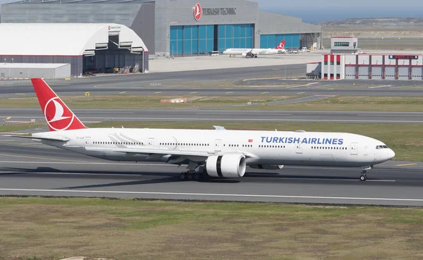 Istanbul Turquie Septembre 2022 Atterrissage Boeing 777 3F2Er 44126 Turkish — Photo