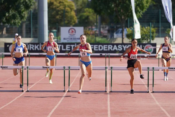 Denizli Turkiye July 2022 Athletes Running 400 Metres Hurdles Balkan — Stock Photo, Image