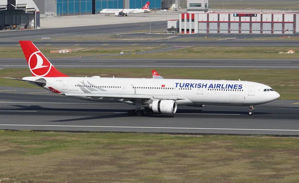 Istanbul Turquie Septembre 2022 Atterrissage Airbus A330 303 1704 Turkish — Photo