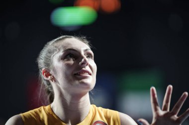 ISTANBUL, TURKIYE - 15 Mart 2023: Vakifbank 'ta Kara Bajema, Vakıfbank Volley Milano CEV Şampiyonlar Ligi Voleybol Ligi Şampiyonlar Ligi Volesi karşılaşmasında Vakıfbank Spor Salonu