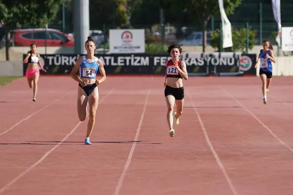 Denizli Turkiye Lipiec 2022 Sportowcy Biegający 400 Metrów Podczas Mistrzostw — Zdjęcie stockowe