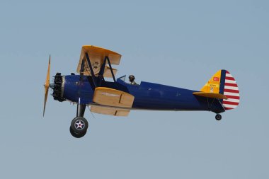ESKISEHIR, TURKIYE - 18 Eylül 2022: M.S.O Hava ve Uzay Müzesi Boeing Stearman Model 75 Sivrihisar SHG Hava Gösterisi