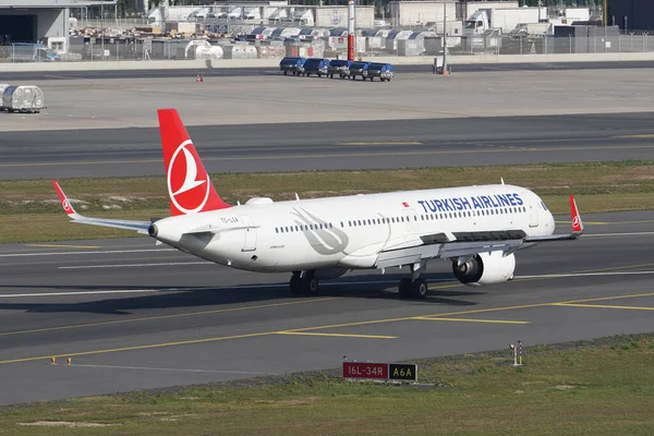 Istanbul Turkiye Září 2022 Turecké Aerolinie Airbus A321 271N 8155 — Stock fotografie