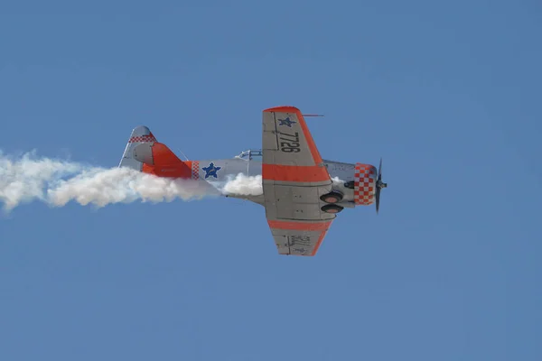 ⬇ Скачать Картинки 2015 尤马航空展, Стоковые Фото 2015 尤马航空展.