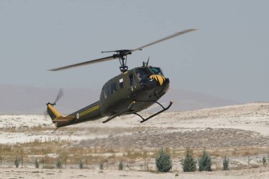 ESKISEHIR, TURKIYE - 18 Eylül 2022: M.S.O Hava ve Uzay Müzesi Bell UH-1H Iroquois (9266) Sivrihisar SHG Hava Gösterisi