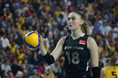 ANTALYA, TURKIYE - 17 Aralık 2022: Vakıfbank 'ta Zehra Gunes, Antalya Spor Salonu Dünya Voleybol Şampiyonası' nda Eczacibasi Dynavit 5.