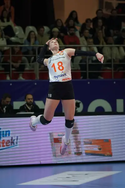 Istanbul Turquie Janvier 2023 Irina Voronkova Sert Lors Match Volley — Photo