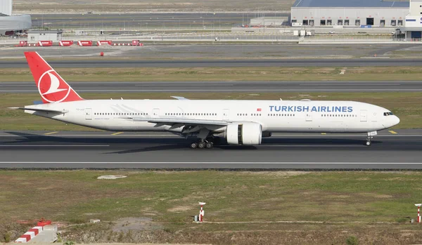 Istanbul Turquie Septembre 2022 Atterrissage Boeing 777 3F2Er 40710 Turkish — Photo