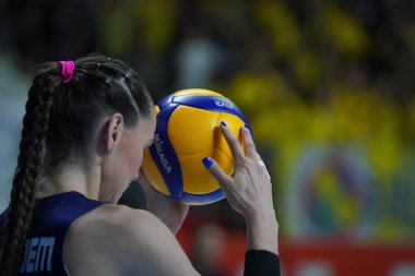 ISTANBUL, TURKIYE - 11 Mart 2023: Fenerbahçe Opet 'te Eda Erdem Dundar, Burhan Felek Spor Salonu' nda Galatasaray HDI Sigorta Türk Sultanlar Ligi karşılaşmasına karşı