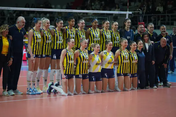Istanbul Turkiye March 2023 Fenerbahce Opet Players Posing Imoco Volley — Stock Photo, Image
