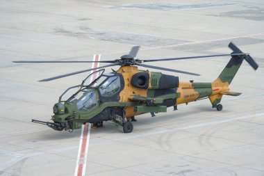 İSTANBUL, TURKIYE - MAYIS 01, 2023: Türk Ordusu TAI-129A ATAK İstanbul Teknofest sırasında İstanbul Atatürk Havalimanı 'nda sergilendi