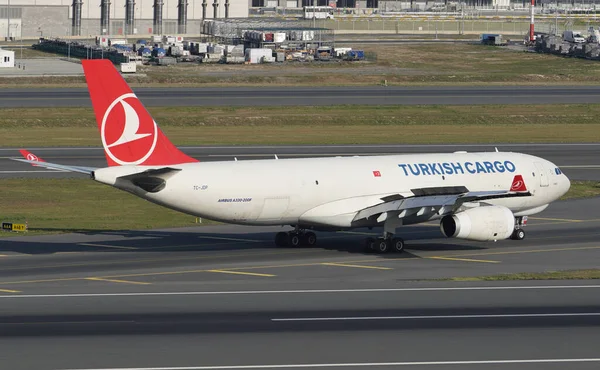 Istanbul Turkiye Сентябрь 2022 Turkish Airlines Cargo Airbus A330 243F — стоковое фото