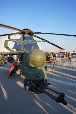 İSTANBUL, TURKIYE - MAYIS 01, 2023: Türk Ordusu TAI-129A ATAK İstanbul Teknofest sırasında İstanbul Atatürk Havalimanı 'nda sergilendi