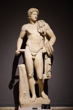 Antalya Arkeoloji Müzesi 'ndeki Apollo Heykeli, Antalya Şehri, Türkiye