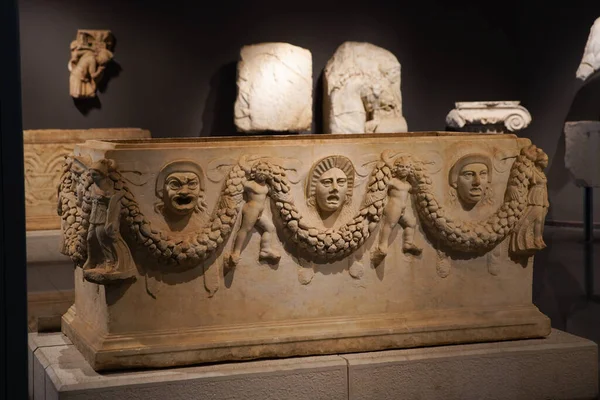 Antalya Arkeoloji Müzesi 'ndeki lahit, Antalya Şehri, Türkiye