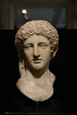 İSTANBUL, TURKIYE - 13 Temmuz 2023: İstanbul Arkeoloji Müzelerindeki Antik Tarihi Eser