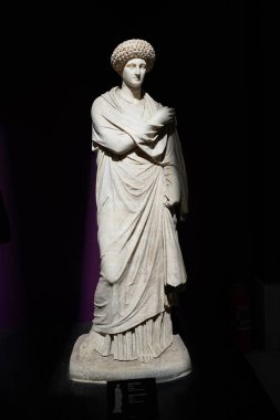 İSTANBUL, TURKIYE - 13 Temmuz 2023: İstanbul Arkeoloji Müzelerindeki Antik Tarihi Eser