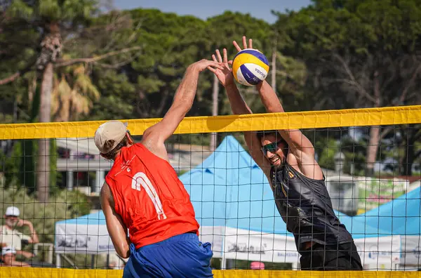 Balikir, TÜRKİYE - 25 Haziran 2023: Pro Beach Tour Oren Leg 'de tanımlanamayan atlet