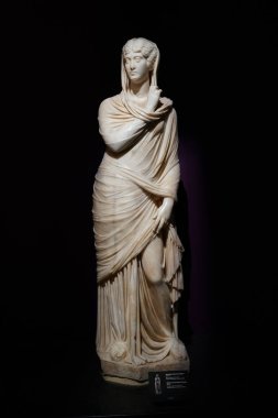 İSTANBUL, TURKIYE - 13 Temmuz 2023: İstanbul Arkeoloji Müzelerindeki Antik Tarihi Eser