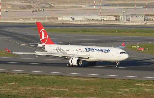 stock image ISTANBUL, TURKIYE - NOVEMBER 05, 2022: Turkish Airlines Airbus A330-223 (949) landing to Istanbul International Airport
