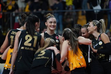 ISTANBUL, TURKIYE - 25 Ekim 2023: Vakıfbank vs Eczacibasi Dynavit Türk Sultanlar Ligi karşılaşmasında Zehra Gunes