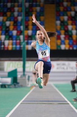 İSTANBUL, TURKIYE - 20 HAZİRAN 2024: Atakoy Atletizm Arenasında düzenlenen Türkiye Atletizm Federasyonu Olimpiyat Eşiği sırasında tanımlanamayan atletler