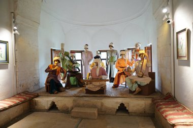 EDIRNE, TURKIYE - Nisan 07, 2024: Edirne şehrinde Sultan Bayezid II kompleksi. Hastane, tıp merkezi olarak kullanılan bir kompleks..